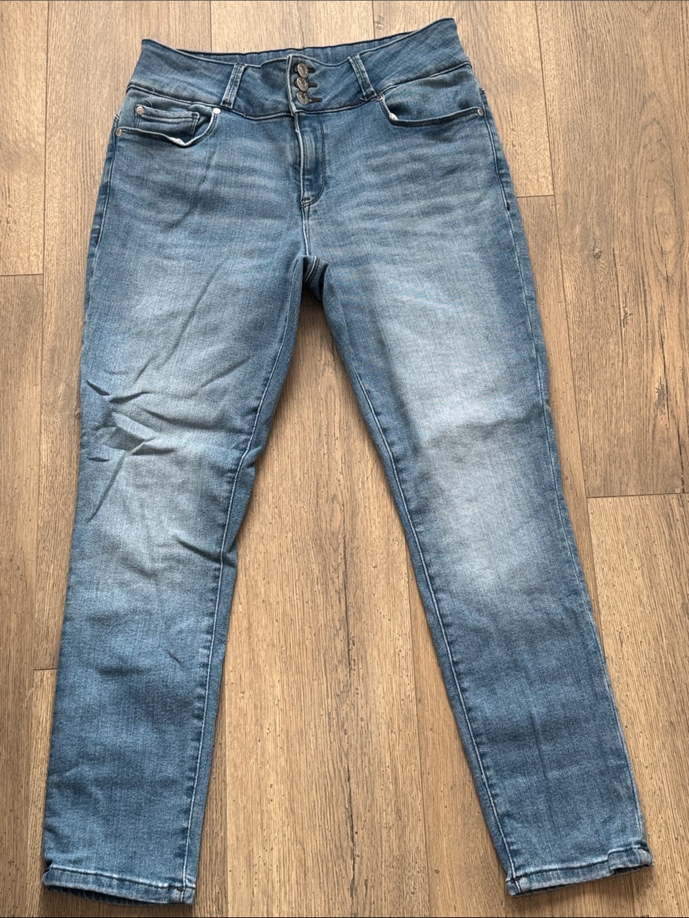Guess Women's Light Blue Skinny Stretch Jeans